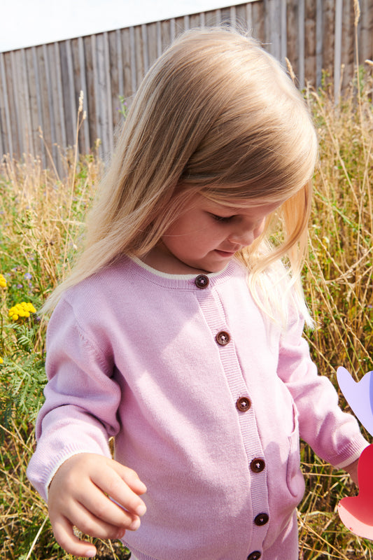 Gebreid vest met zakje- Lavendel