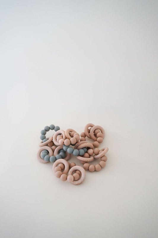 Houten Bijtring met silliconen kralen Small